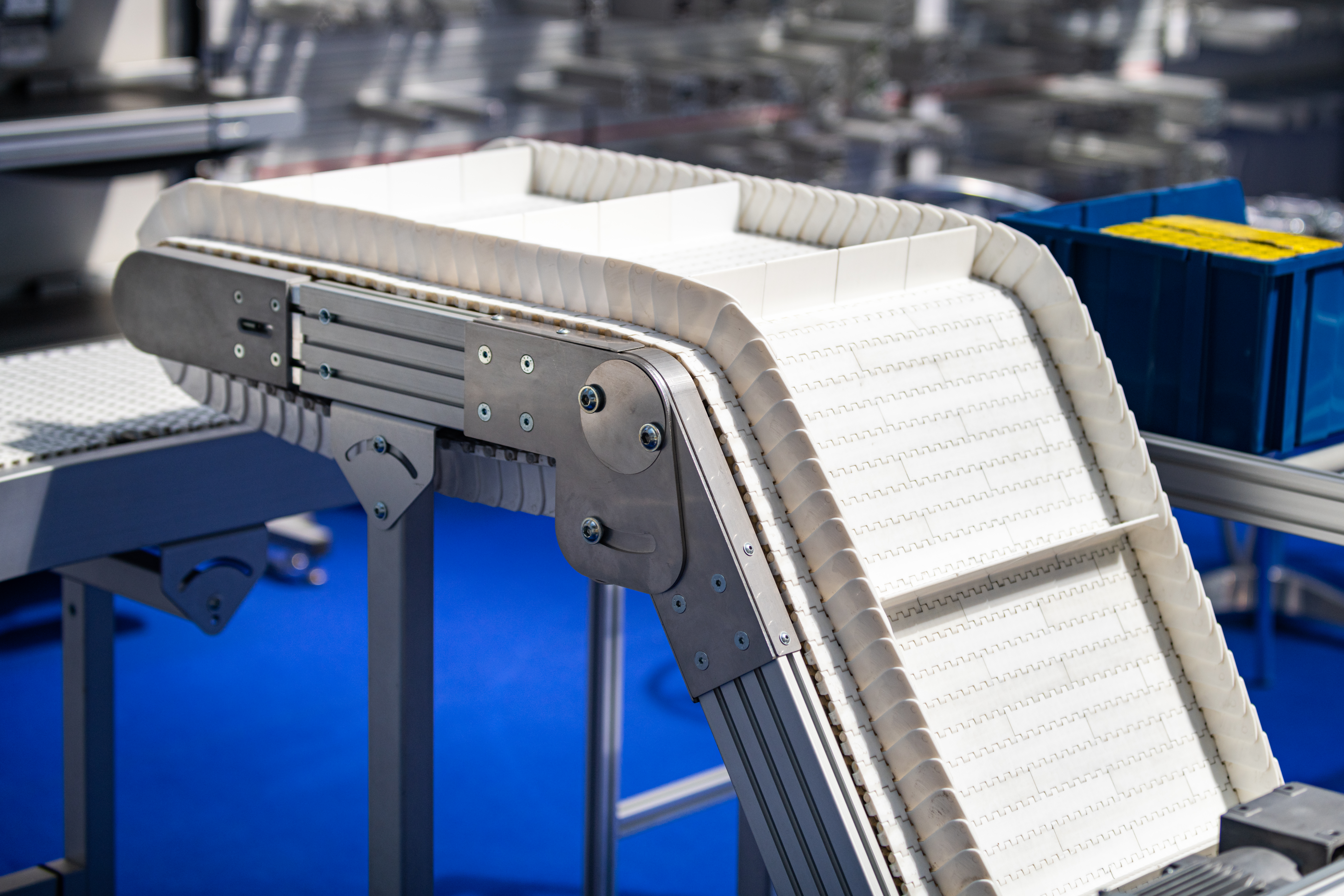 MOVET geradelaufendes Modulband in blau