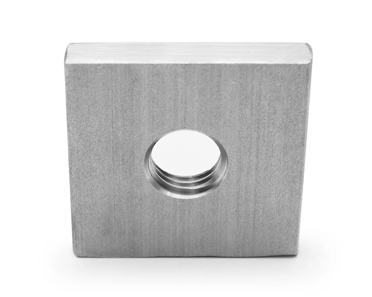 Element 3 of 3 (image) – Welding plate SS M20, 60 x 60, solid